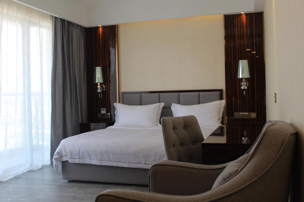 308 Hotel Сиханоуквил Екстериор снимка