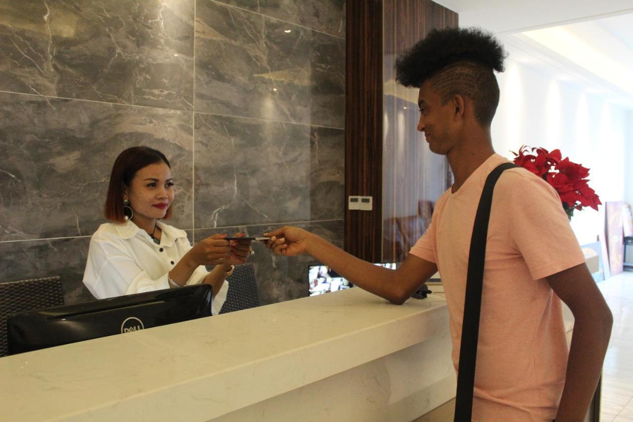308 Hotel Сиханоуквил Екстериор снимка